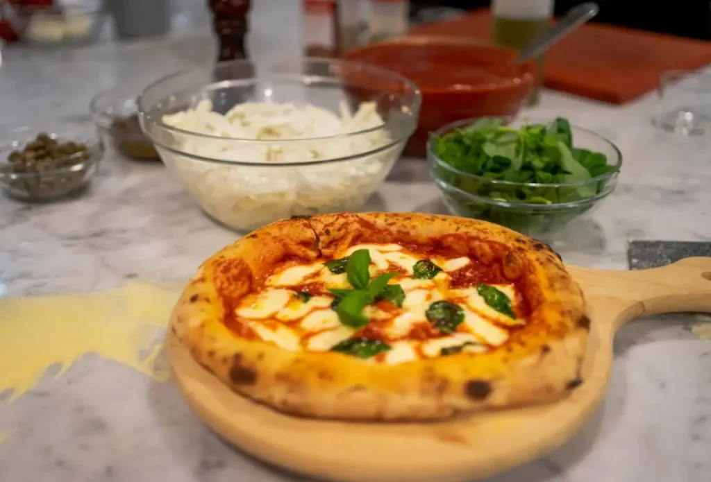 Pizza and gelato workshop in Milan