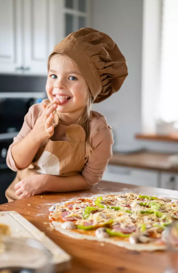 Pizza and gelato workshop in Milan